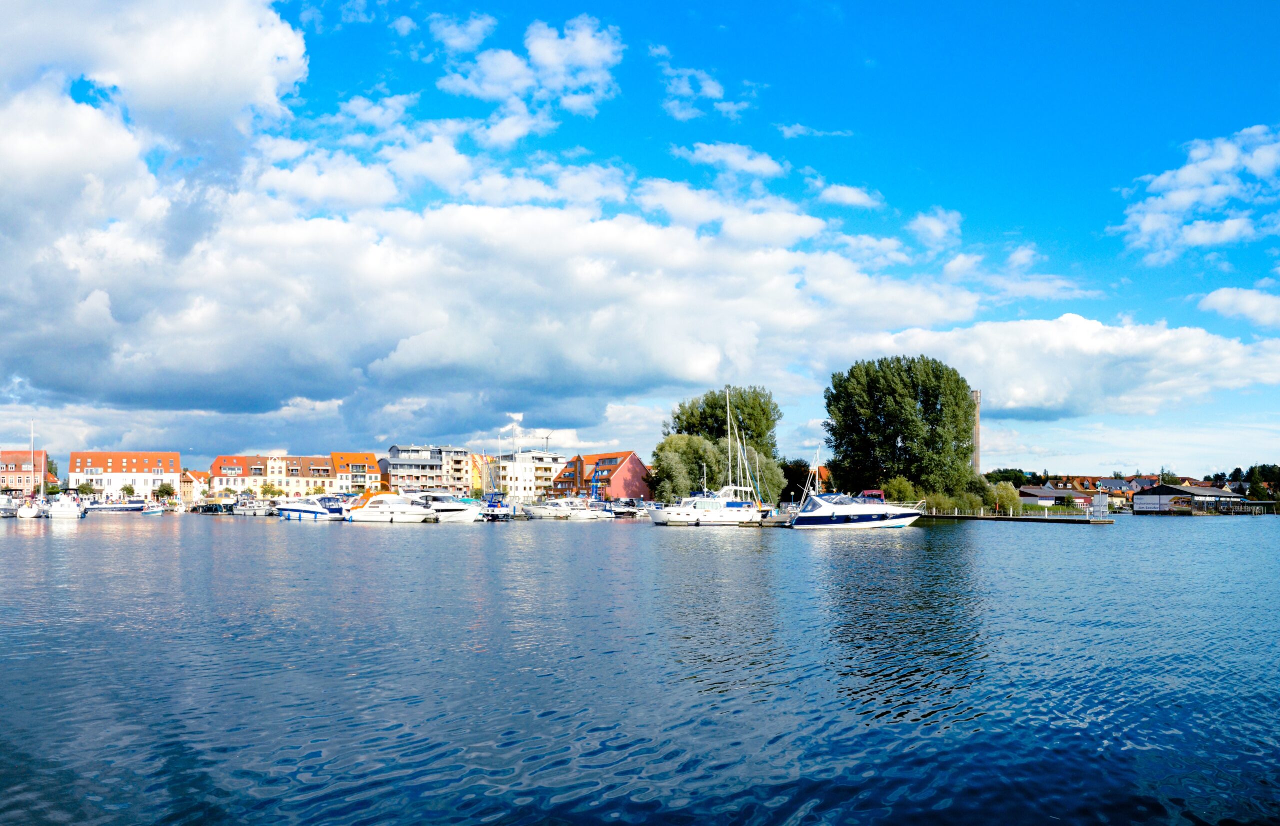 bootsurlaub-header-mira2-mueritz-paradise-urlaub-de