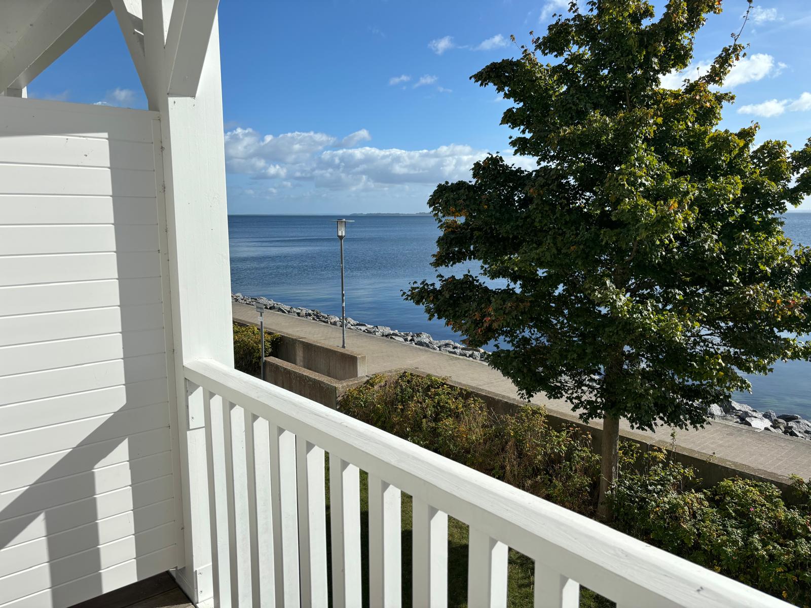 ostsee-apartments-ausblick-balkon-paradise-urlaub-de